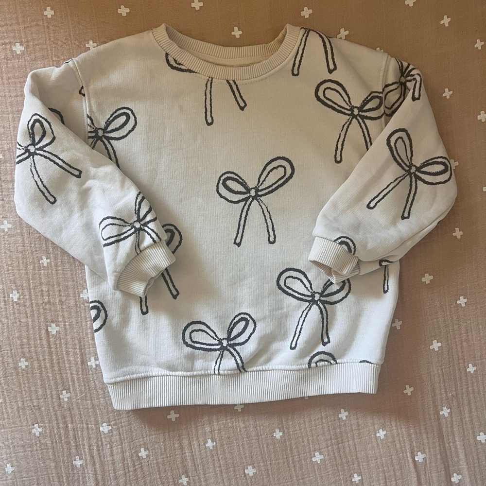 Zara Cream Sweatshirt with Black Bows (2-3 T)